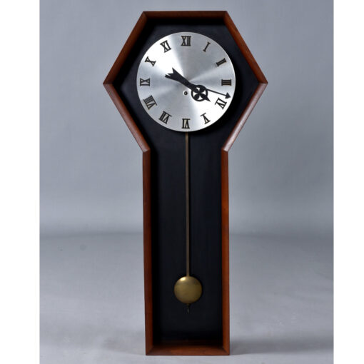 Howard Miller model 557 clock designed by Arthur Umanoff