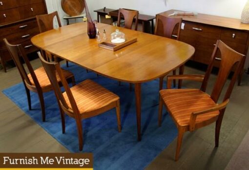 Mid Century Modern Broyhill Sculptra Dining Table