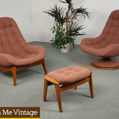 Sexy Mid Century Modern Quilted Teak Lounge Chair