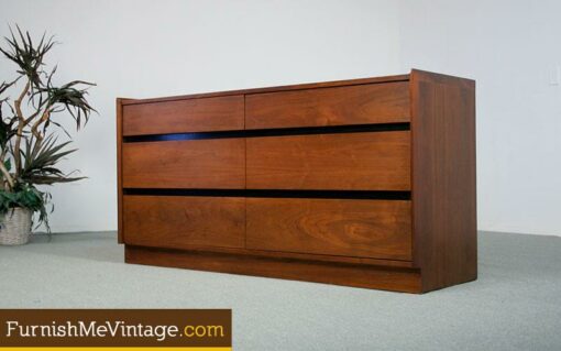 Mid Century Modern Dillingham Espirit Dresser