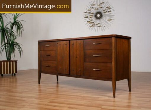 Mid Century Modern Broyhill Saga Dresser