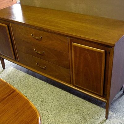 Broyhill Forward 70 Credenza / Buffet Mid Century Modern