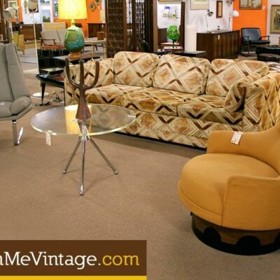 Shop Shots: 1970s Post Modern Living Room