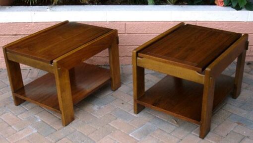 2 Matching Lane Vintage Modern End Tables