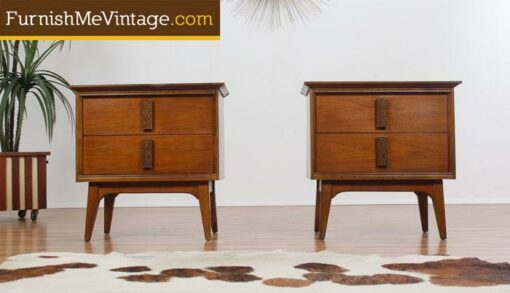 Set of (2) Vintage Bassett Mayan Nightstands