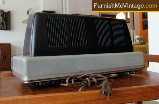 1950s Arvin Model 3586 Tube Radio