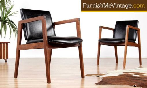 Pair of Mid Century Modern American Arm Chairs