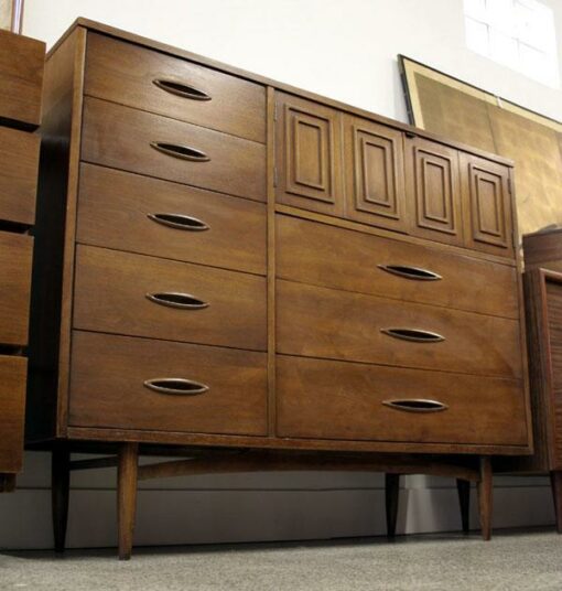 Broyhill Sculptra Magna Dresser Mid Century Modern