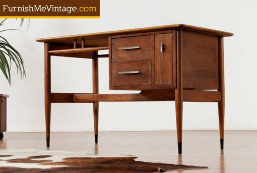 Mid century modern Lane Acclaim desk model 900-20