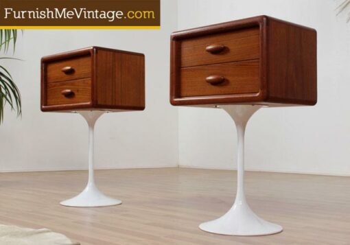 Set of (2) Vintage Teak Nightstands on Tulip Bases