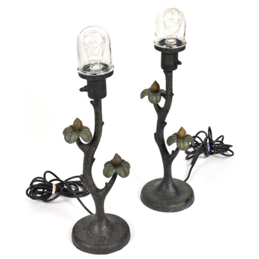 Outdoor table lamps with flowers