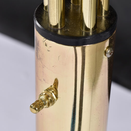 Arch lamp switch