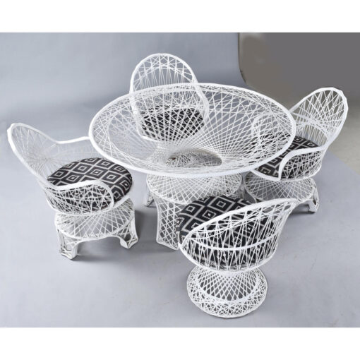 Restored vintage Russell Woodard spun fiberglass outdoor dining set