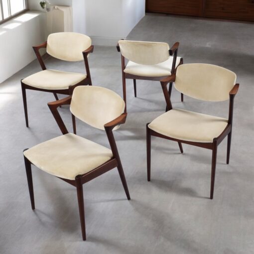 Kai Kristiansen 42 rosewood chairs