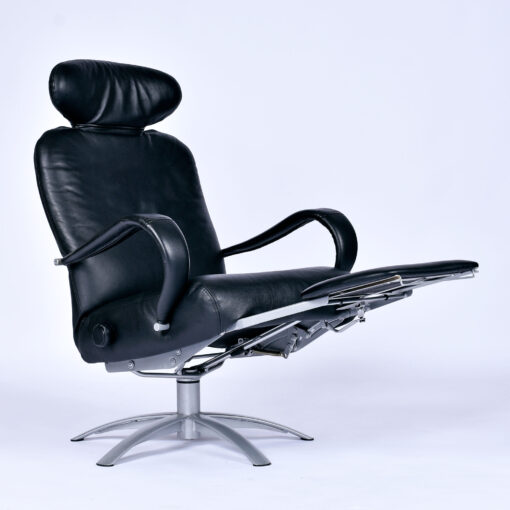 Percival Lafer relax recliner in black leather