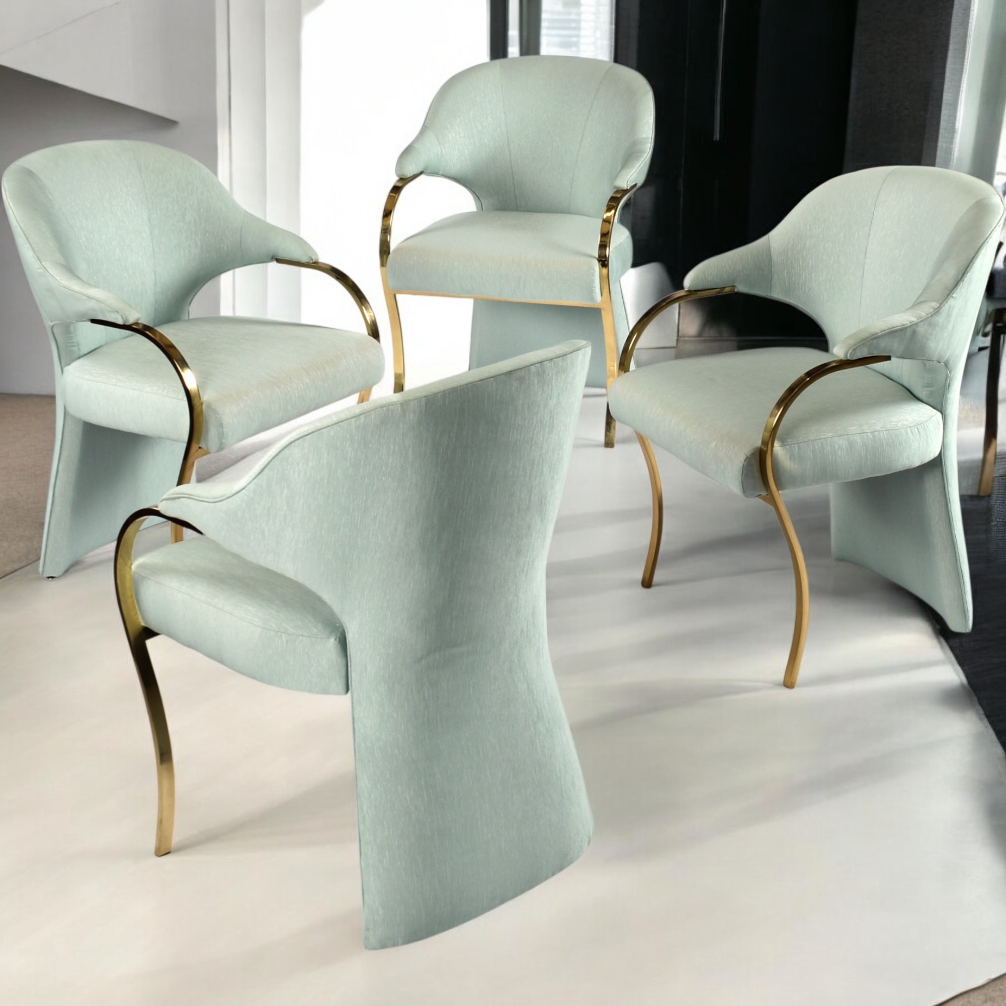 The table top is clear glass.