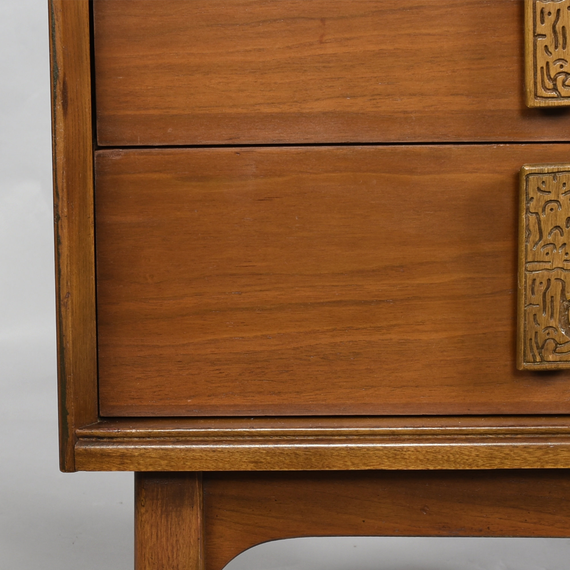 Bassett Aztec nightstand in Mayan walnut finish